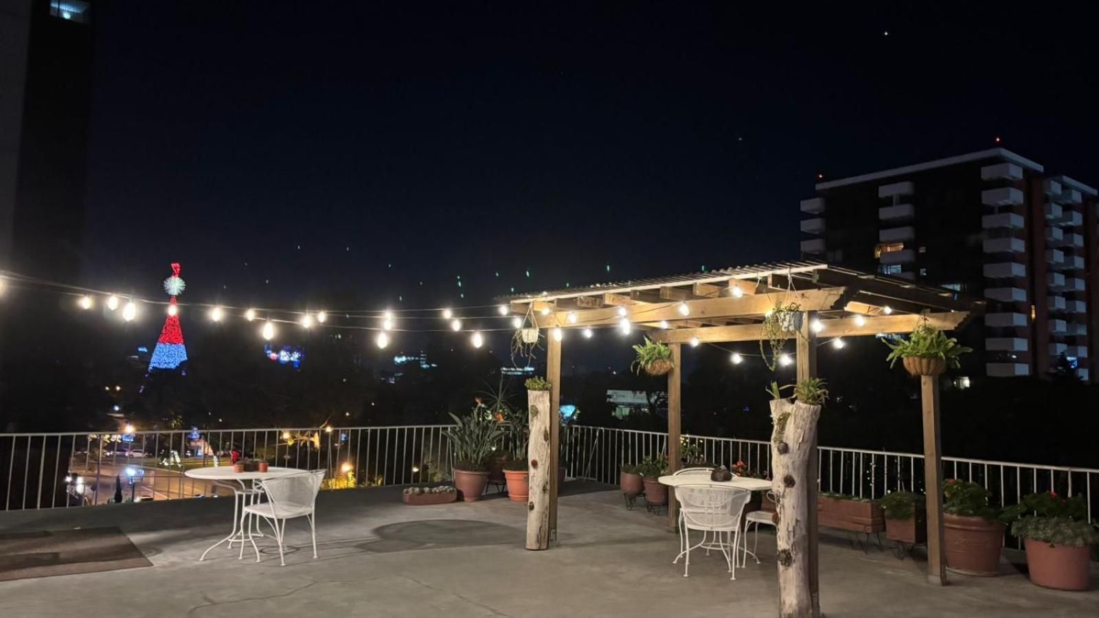 Apartamentos Reforma Гватемала Экстерьер фото