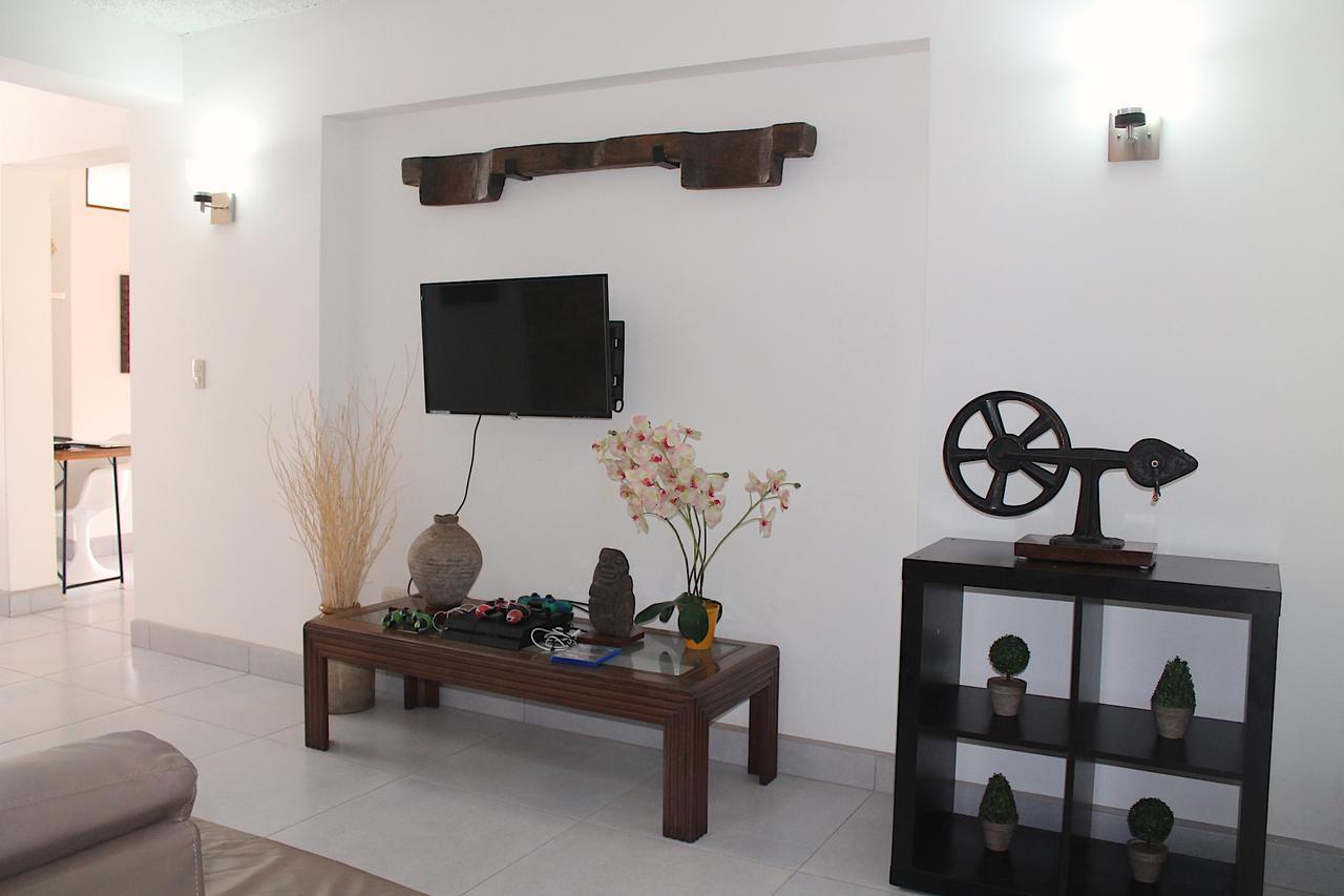 Apartamentos Reforma Гватемала Экстерьер фото