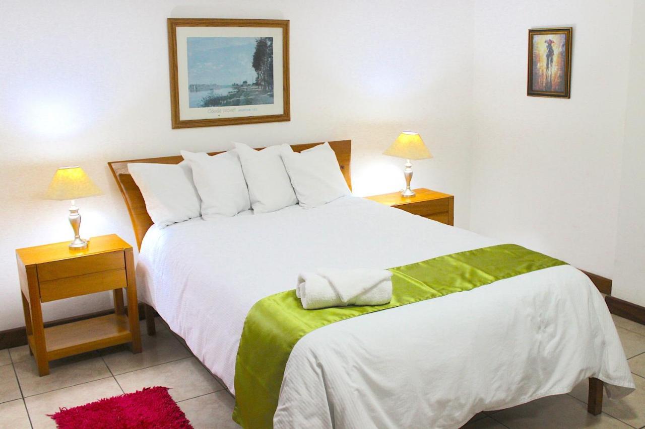 Apartamentos Reforma Гватемала Экстерьер фото